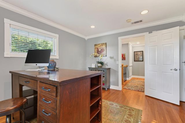 407 N Palisades Drive, Signal Mountain, TN 37377