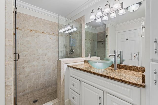 407 N Palisades Drive, Signal Mountain, TN 37377
