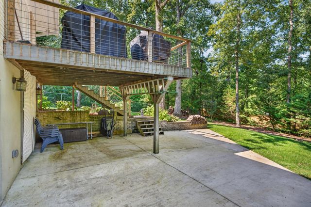 407 N Palisades Drive, Signal Mountain, TN 37377