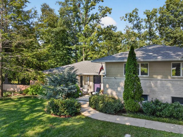 407 N Palisades Drive, Signal Mountain, TN 37377