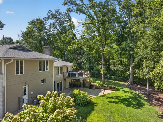 407 N Palisades Drive, Signal Mountain, TN 37377