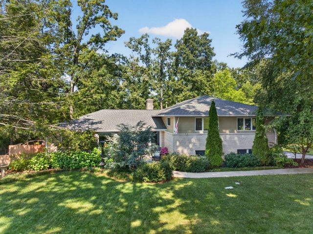 407 N Palisades Drive, Signal Mountain, TN 37377