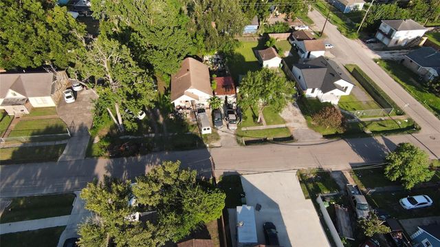 541 Zoe Street, Houston, TX 77020