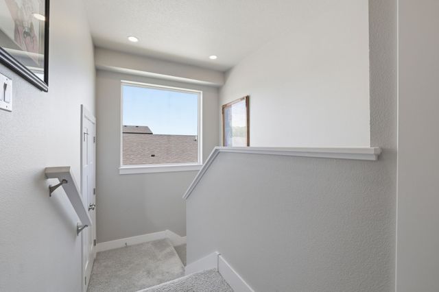 1546 S Redtail Avenue, West Des Moines, IA 50265