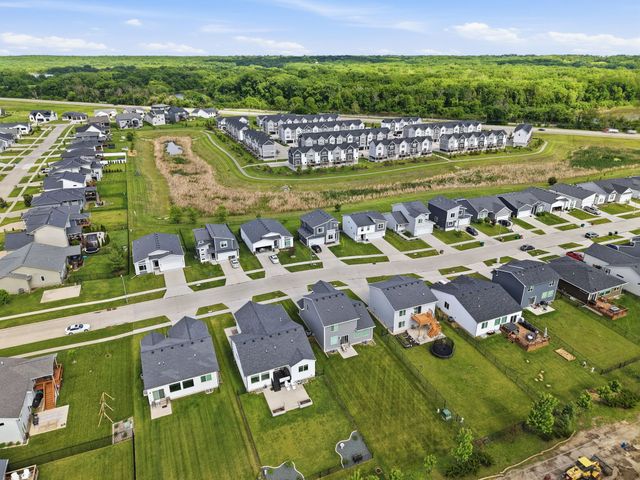 1546 S Redtail Avenue, West Des Moines, IA 50265