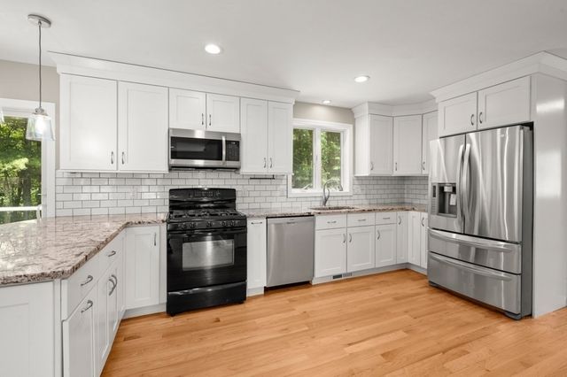 3 Poe Circle, Tyngsborough, MA 01879