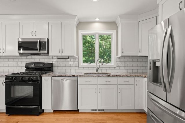 3 Poe Circle, Tyngsborough, MA 01879