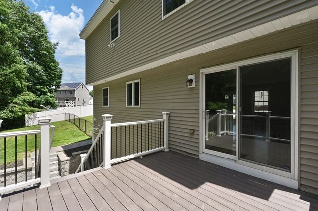 3 Poe Circle, Tyngsborough, MA 01879