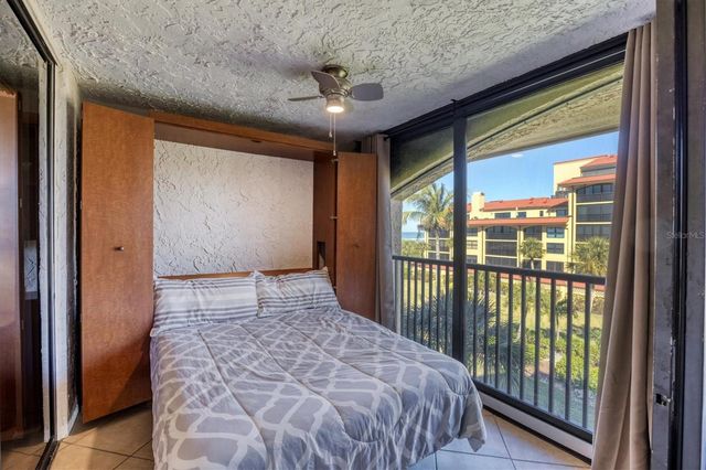 8750 MIDNIGHT PASS ROAD 302, Sarasota, FL 34242