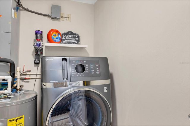 8750 MIDNIGHT PASS ROAD 302, Sarasota, FL 34242