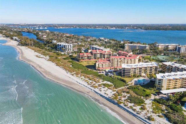 8750 MIDNIGHT PASS ROAD 302, Sarasota, FL 34242