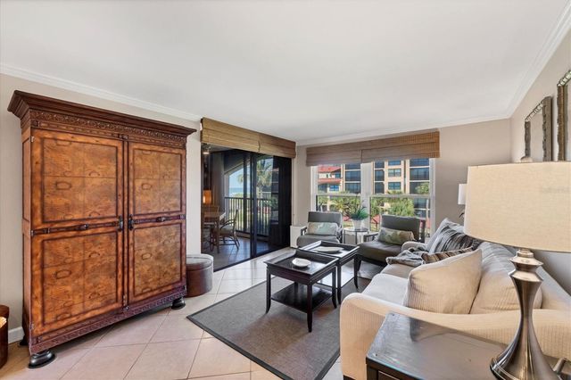 8750 MIDNIGHT PASS ROAD 302, Sarasota, FL 34242