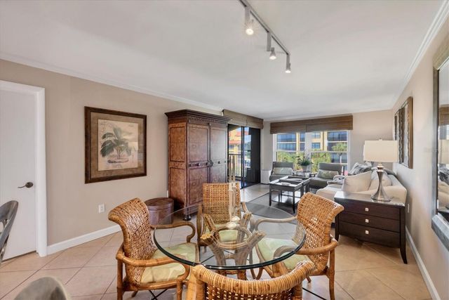 8750 MIDNIGHT PASS ROAD 302, Sarasota, FL 34242