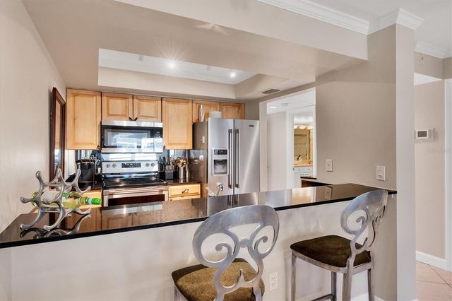 8750 MIDNIGHT PASS ROAD 302, Sarasota, FL 34242