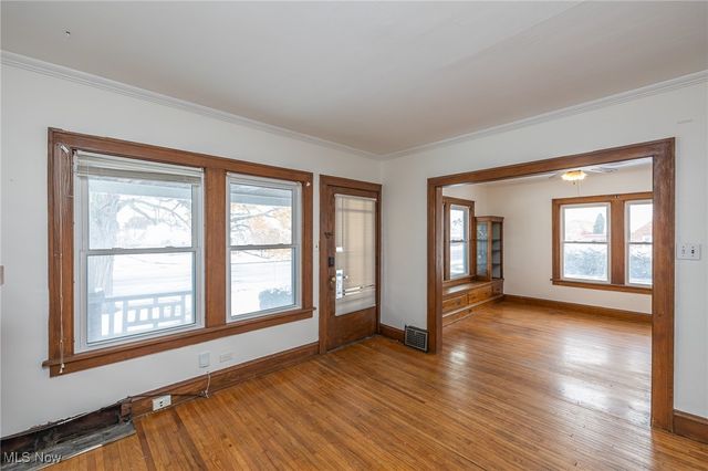 6003 Snow Road, Parma, OH 44129