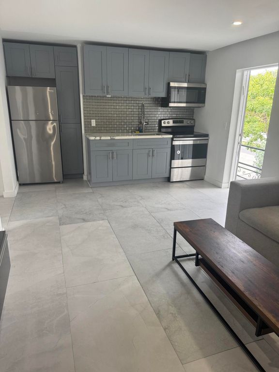 2201 Greene Street 5, Hollywood, FL 33020