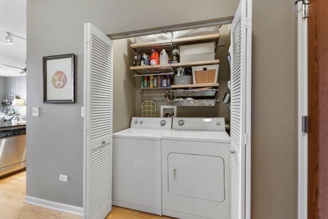 1255 S STATE Street 807, Chicago, IL 60605