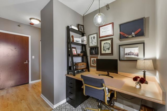 1255 S STATE Street 807, Chicago, IL 60605