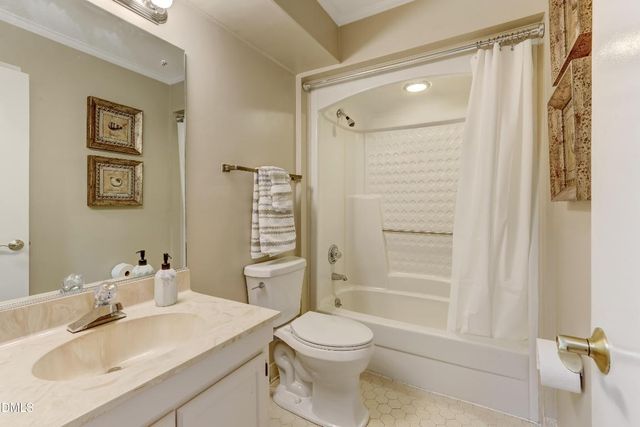 2202 Huntington Road Unit E3, Burlington, NC 27215