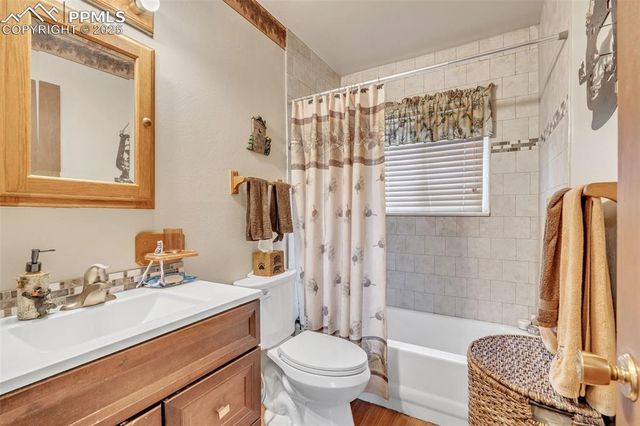 5015 Bonita Way, Colorado Springs, CO 80918