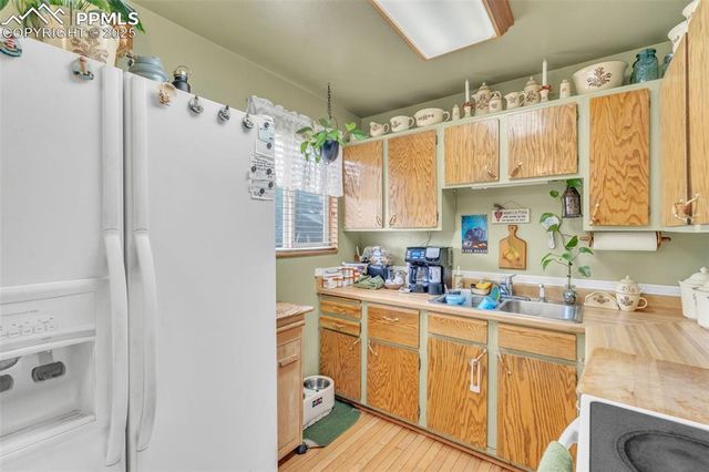 5015 Bonita Way, Colorado Springs, CO 80918