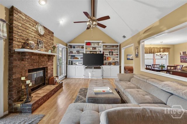 14 E Deerwood Road, Savannah, GA 31410