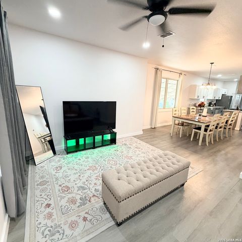 829 E Drexel Ave, San Antonio, TX 78210