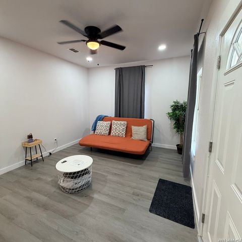 829 E Drexel Ave, San Antonio, TX 78210