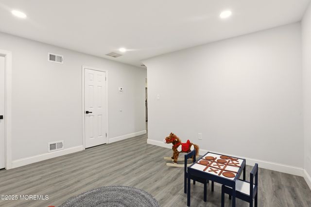 3 Riverwood Court, Manchester, NJ 08759