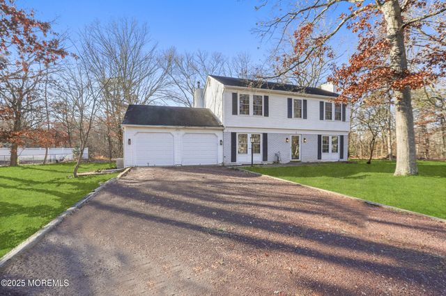 3 Riverwood Court, Manchester, NJ 08759