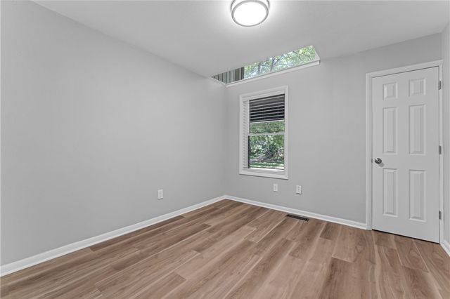 423 W Patricia Lane, Fayetteville, AR 72703