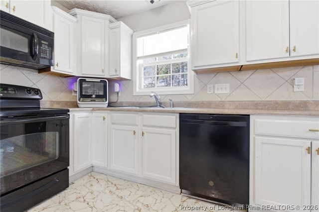 264 Himalaya Drive, Raeford, NC 28376