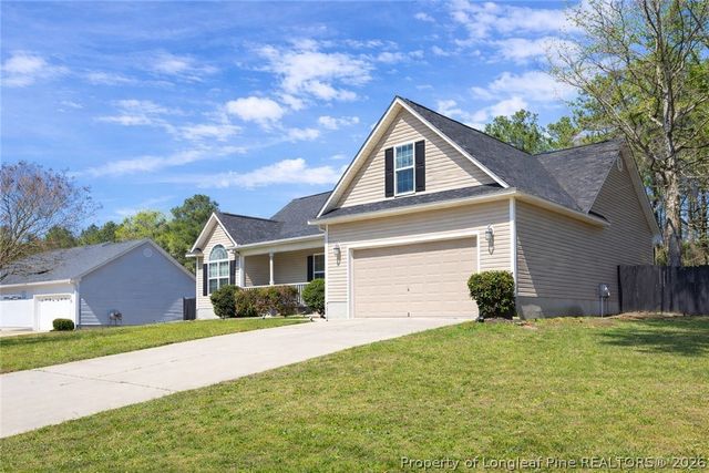 264 Himalaya Drive, Raeford, NC 28376