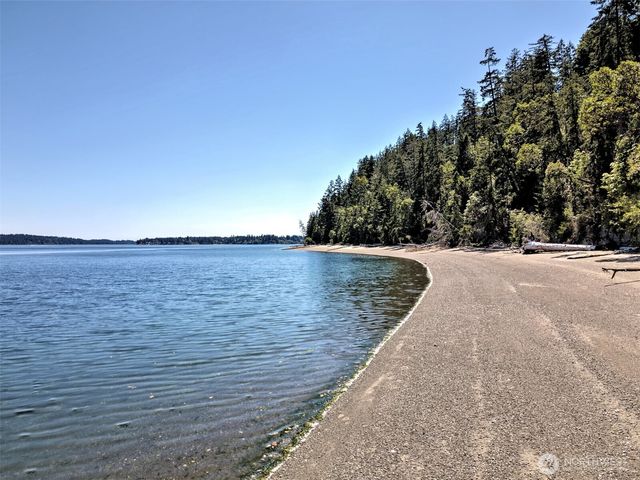 80 E Tamarack Lane, Shelton, WA 98584