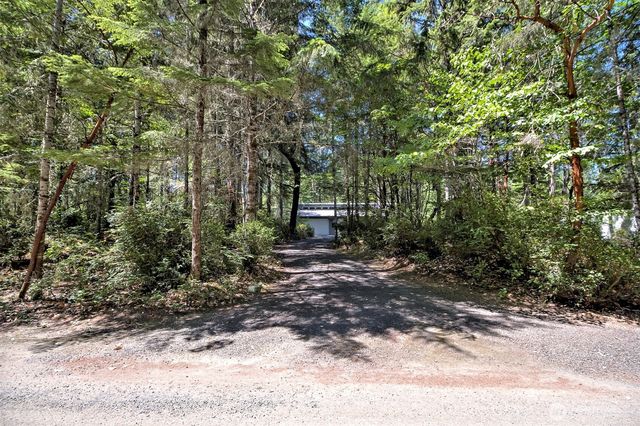 80 E Tamarack Lane, Shelton, WA 98584