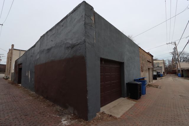 1347 W Flournoy Street, Chicago, IL 60607