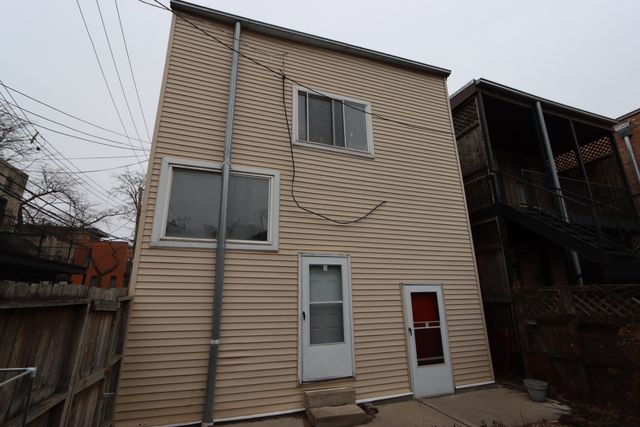 1347 W Flournoy Street, Chicago, IL 60607