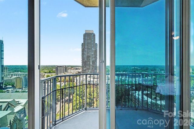 210 N Church Street 1604, Charlotte, NC 28202