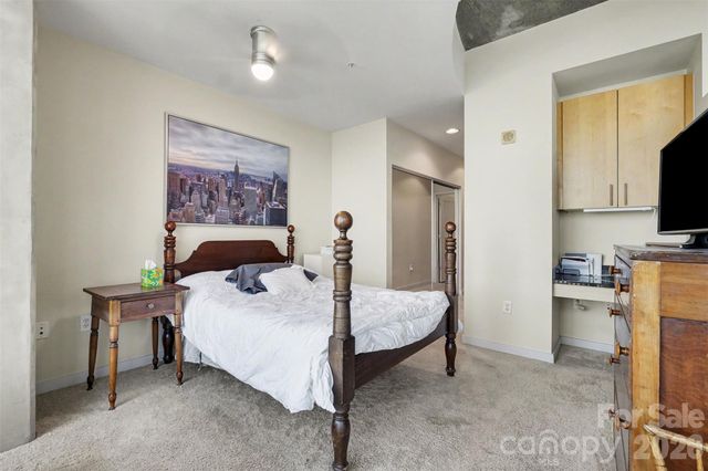 210 N Church Street 1604, Charlotte, NC 28202