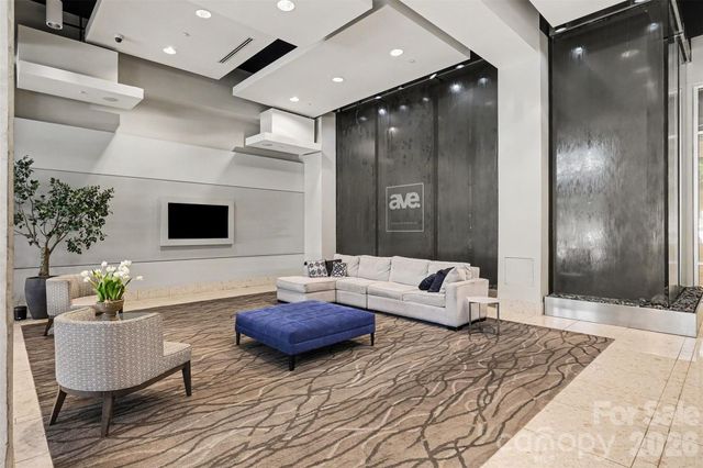 210 N Church Street 1604, Charlotte, NC 28202
