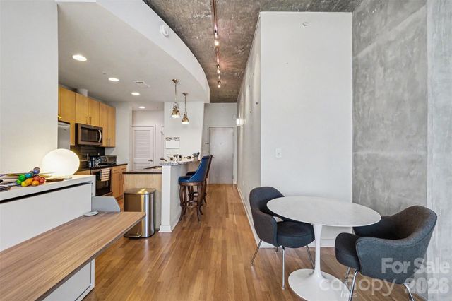 210 N Church Street 1604, Charlotte, NC 28202