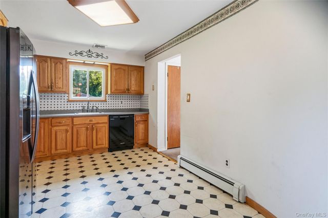 417 Winters Drive N, Mastic, NY 11950