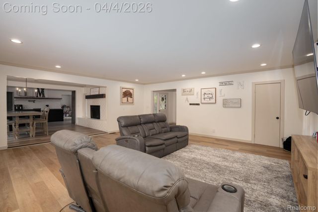 1530 S Baldwin Road, Orion Charter Township, MI 48360