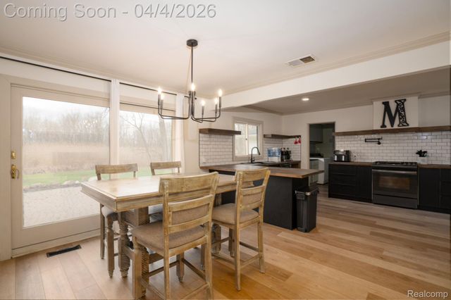 1530 S Baldwin Road, Orion Charter Township, MI 48360