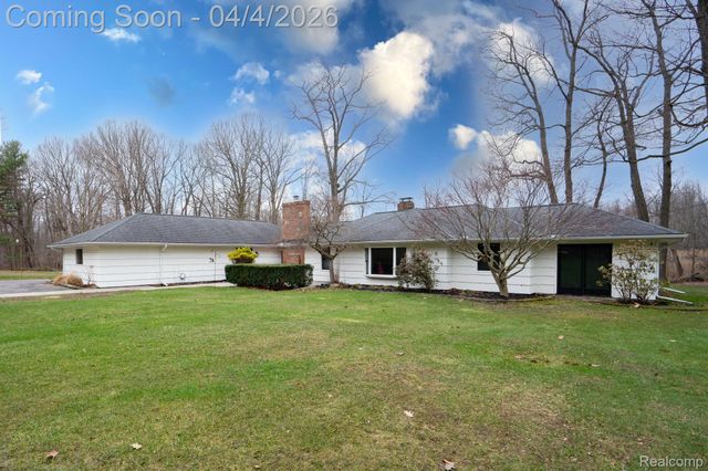 1530 S Baldwin Road, Orion Charter Township, MI 48360