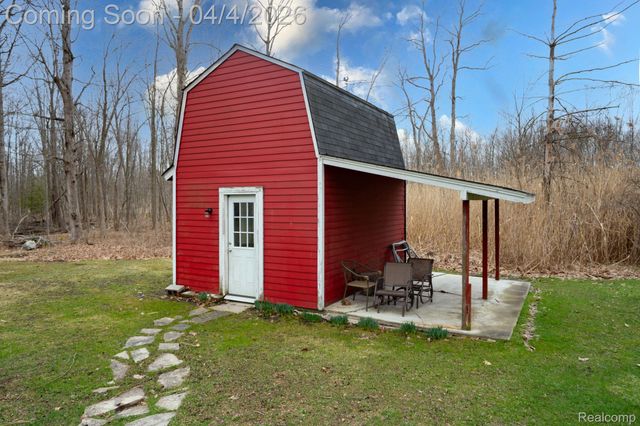 1530 S Baldwin Road, Orion Charter Township, MI 48360