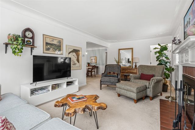 1737 Greenlawn Avenue, Kalamazoo, MI 49006