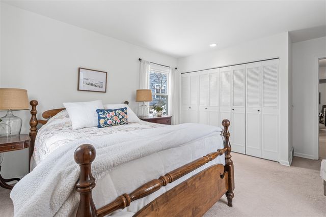 1737 Greenlawn Avenue, Kalamazoo, MI 49006