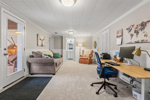 1737 Greenlawn Avenue, Kalamazoo, MI 49006