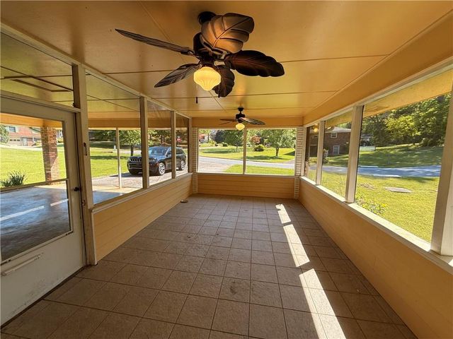 1395 Siesta Lane, Marietta, GA 30062